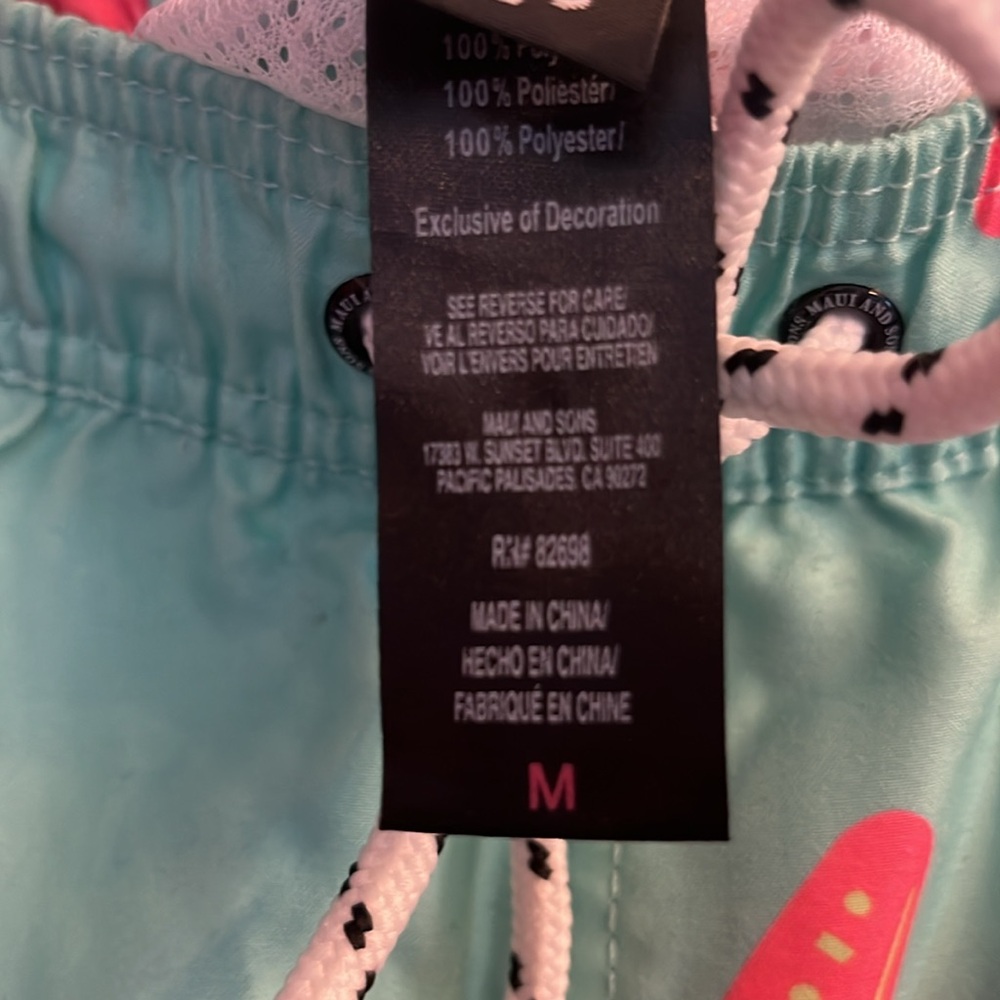 - Maui and Sons starfish men’s swimsuit medium - Picture 7 of 8